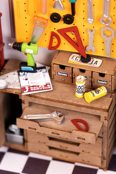 Garage Workshop DIY Miniature Kit