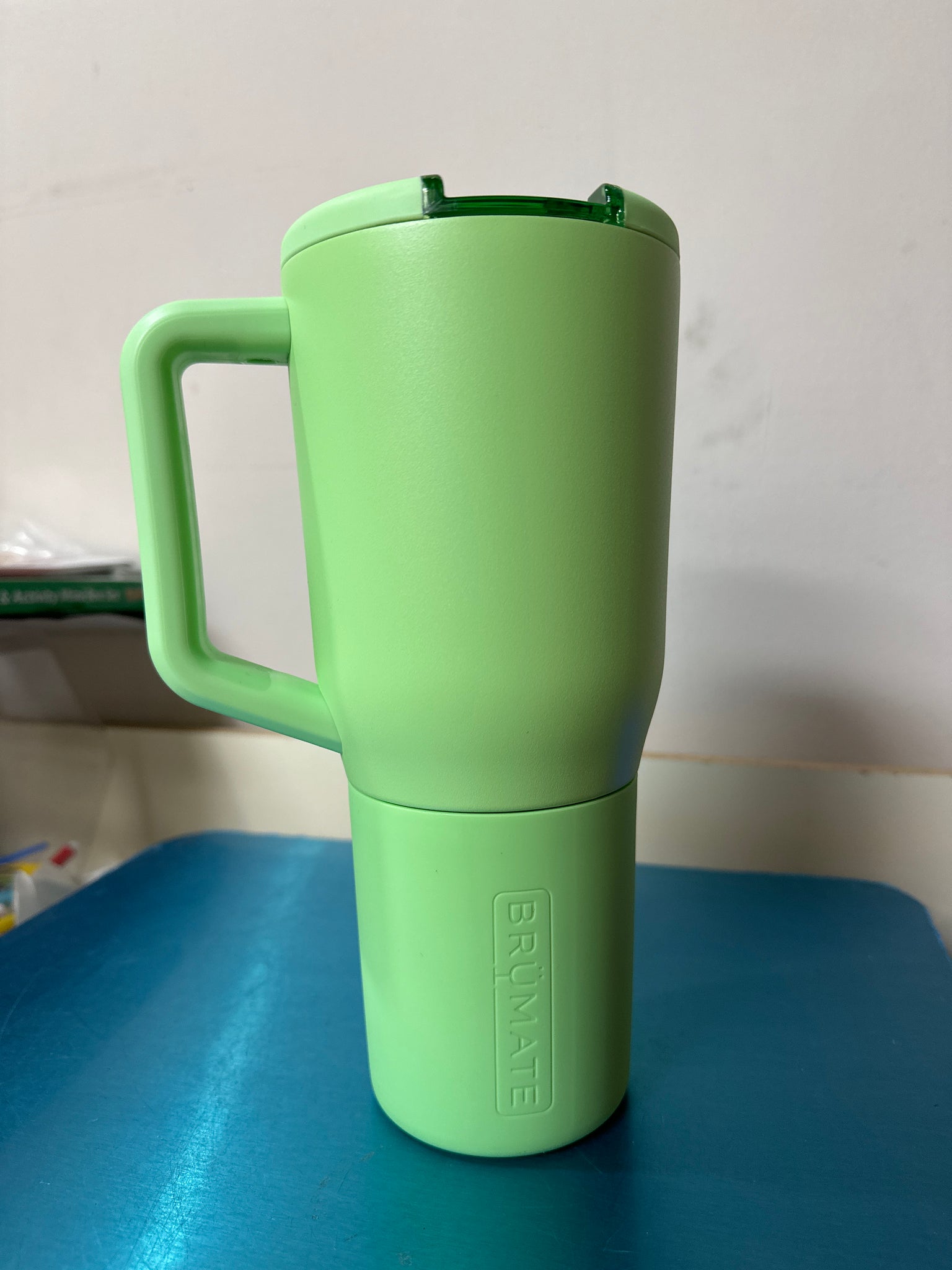 Kiwi Muv 35 oz