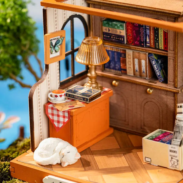 The Muse Bookshop DIY Miniature House